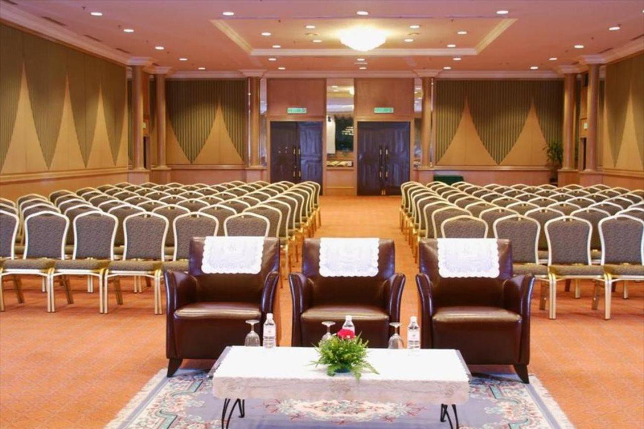Kuala Lumpur International Hotel エクステリア 写真