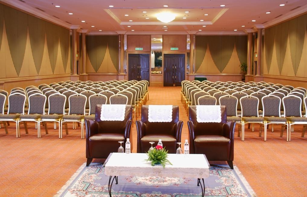 Kuala Lumpur International Hotel エクステリア 写真