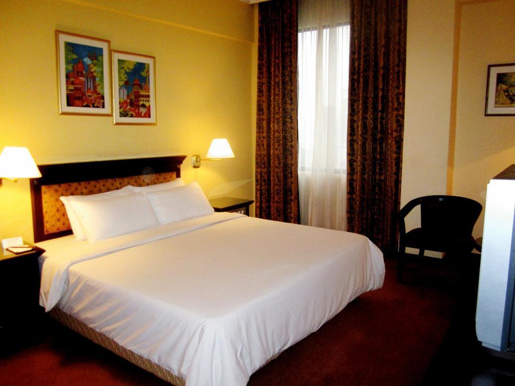 Kuala Lumpur International Hotel エクステリア 写真
