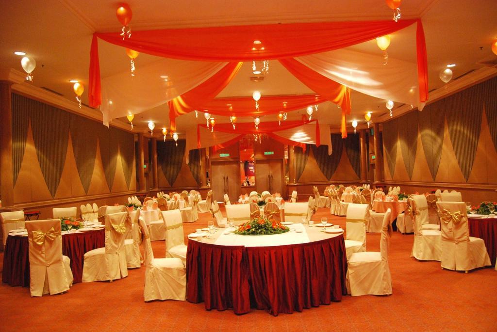 Kuala Lumpur International Hotel エクステリア 写真