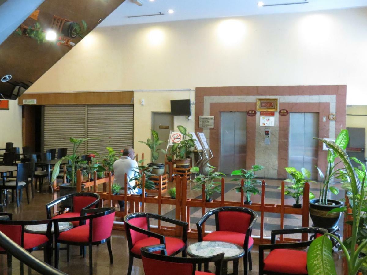 Kuala Lumpur International Hotel エクステリア 写真